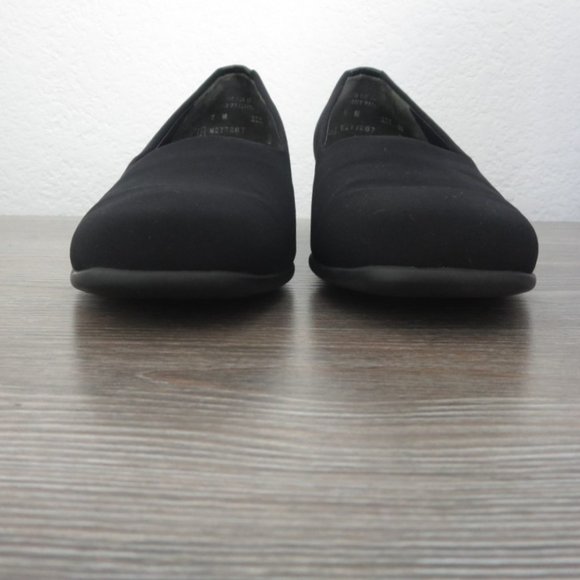 Munro Jet Black Traveler Shoes 1.5" Low Heel Square Closed Toe Slip On Sz 7 - Picture 9 of 15